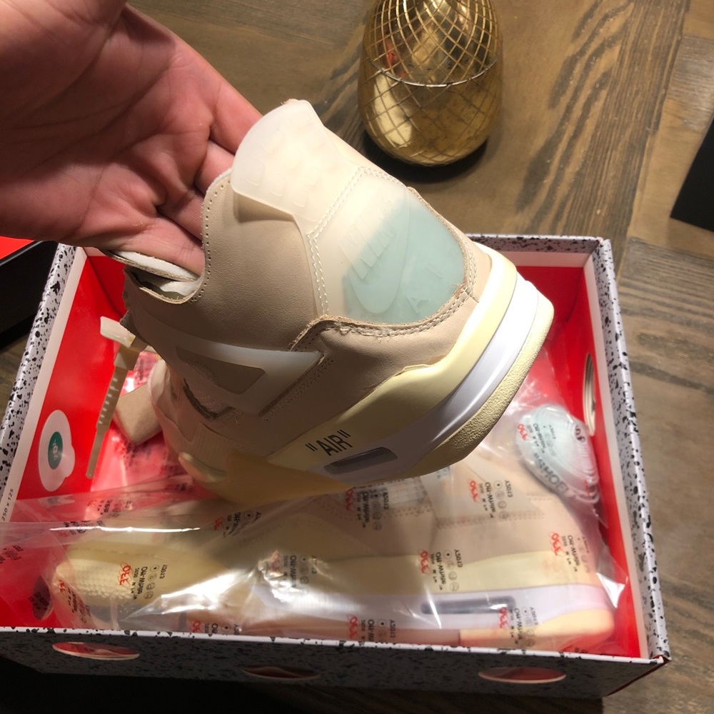 jordan offwhite 4s - Picture 2 of 4